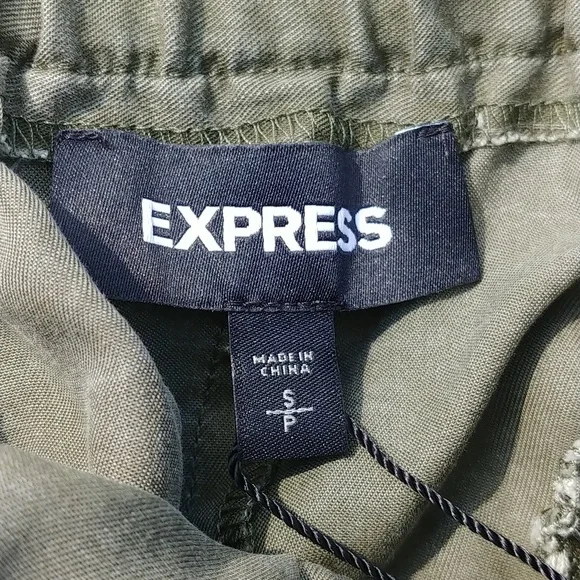 EXPRESS Front-Snap Skirt - Picture 12 of 13
